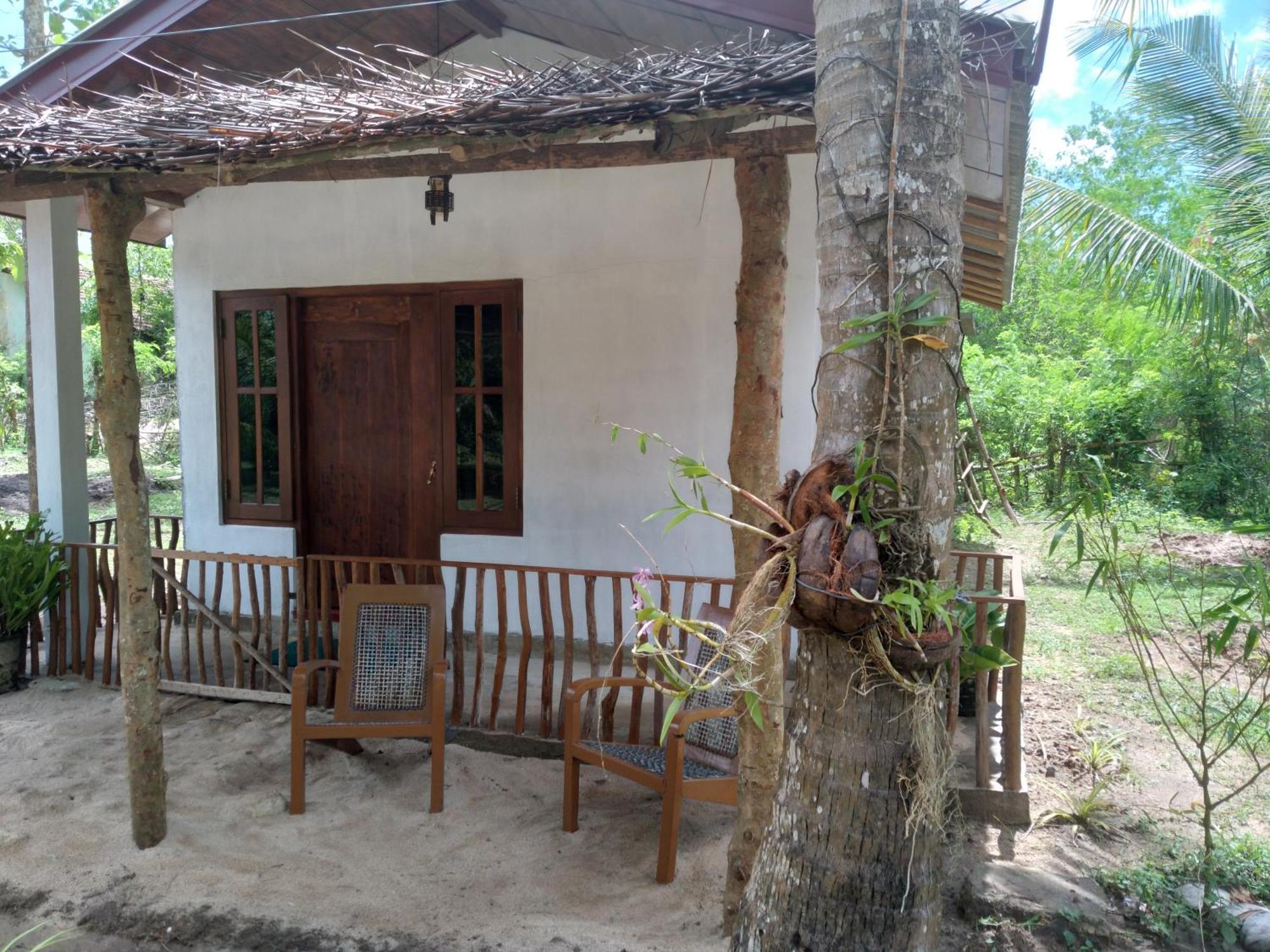 Soma Cabana, Homestay & Restaurant Tangalle Exterior photo