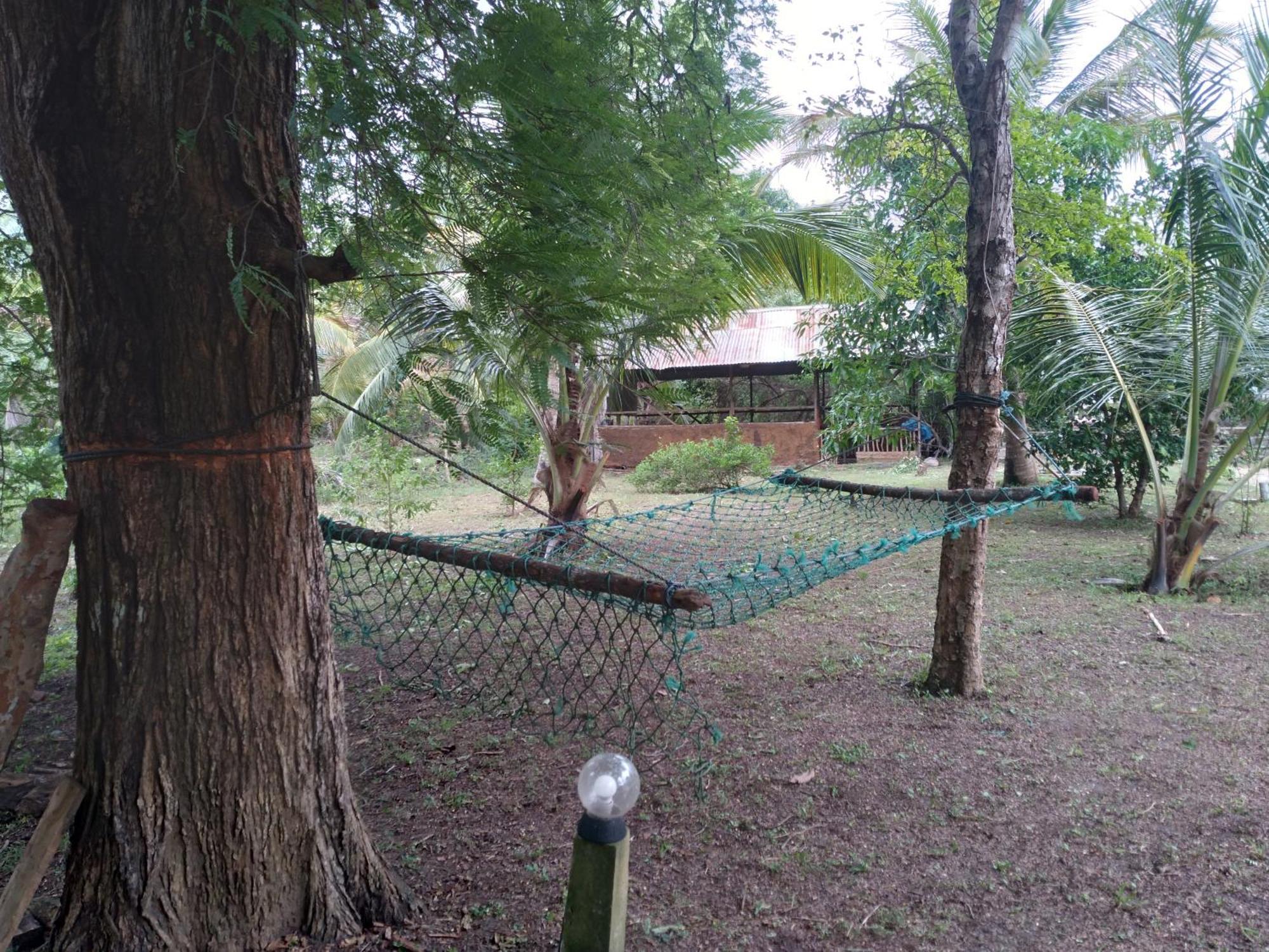 Soma Cabana, Homestay & Restaurant Tangalle Exterior photo